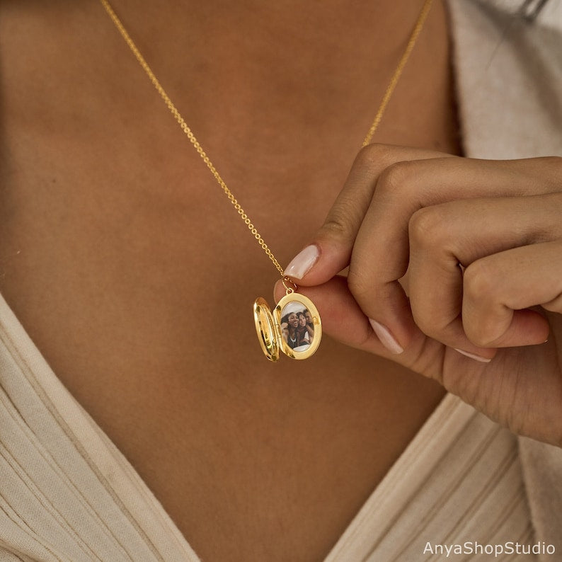 Custom Photo Locket Necklace