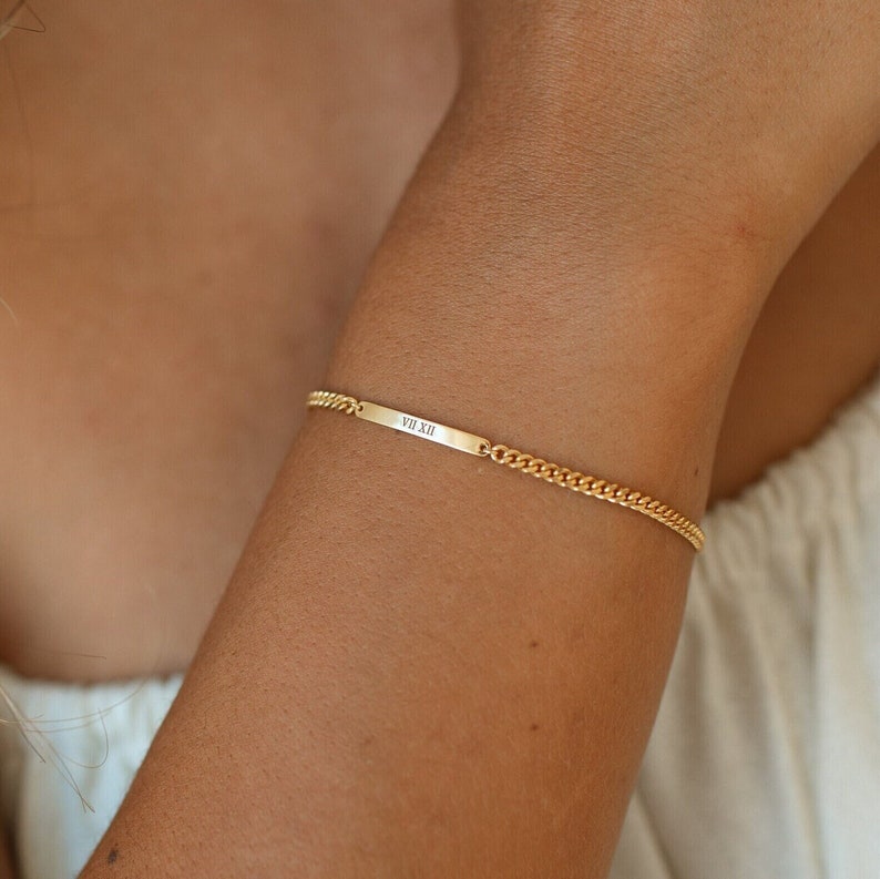 Custom Bar Name Bracelet