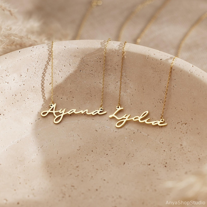Dainty Gold Name Necklace