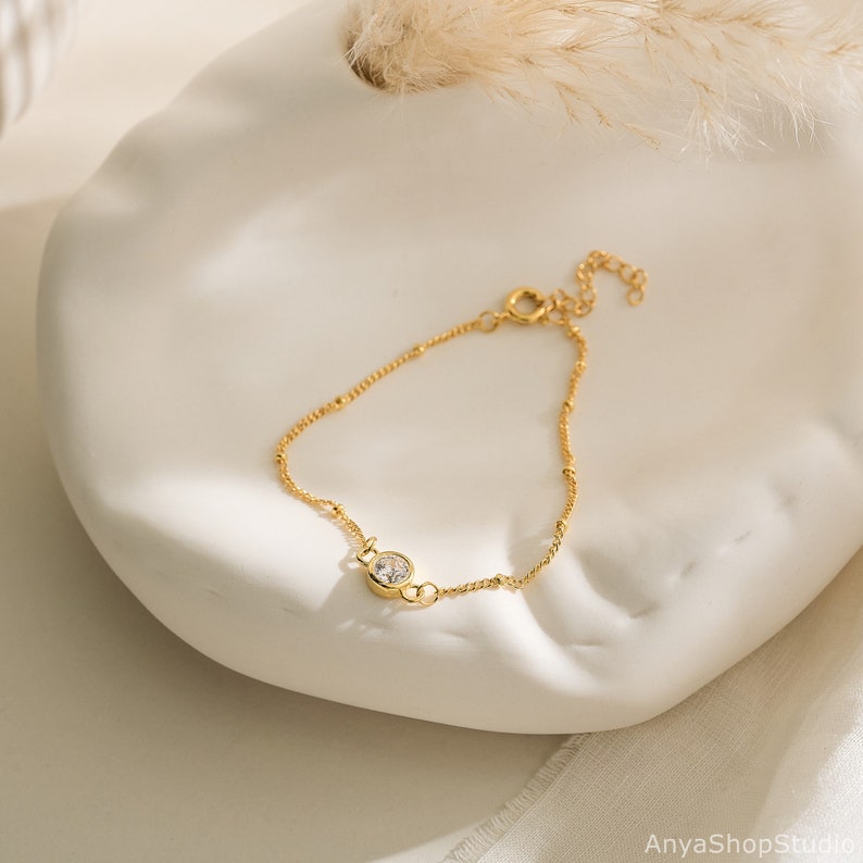 Minimalist Birthstone Bead Bracelet